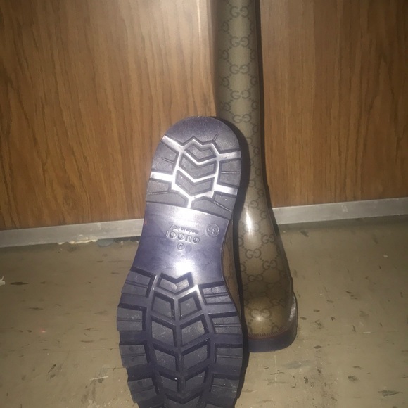 Gucci rain boots - Picture 2 of 4